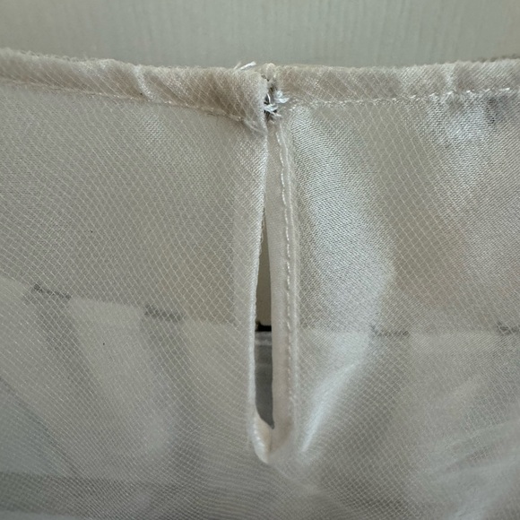 Oscar de la Renta Elegant Sheer White and Black Striped Women's Top - Picture 4 of 7